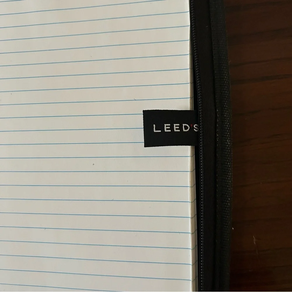4/$15 One Leeds leather portfolio